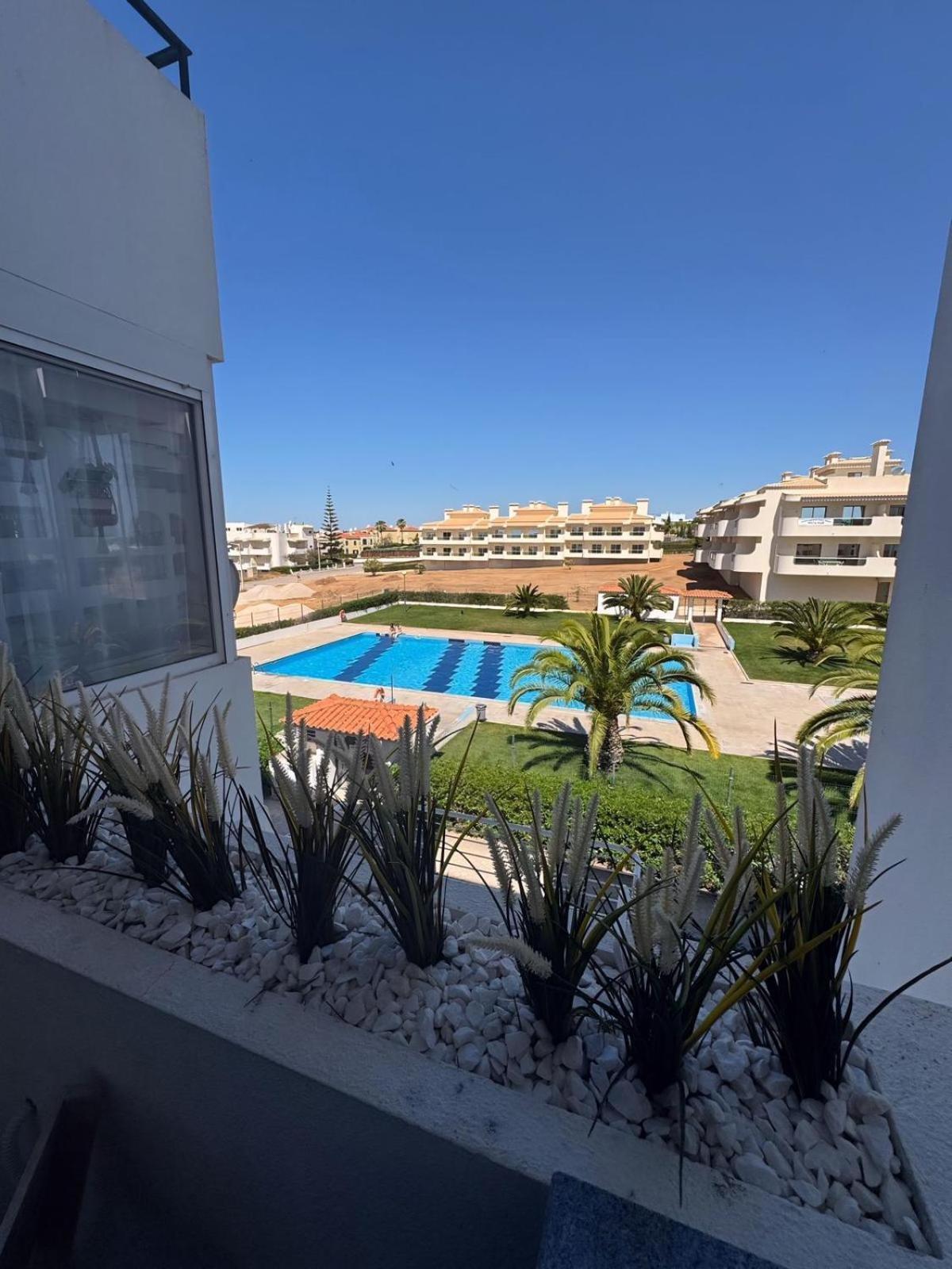 Ns Guesthouse Armação de Pêra Kültér fotó