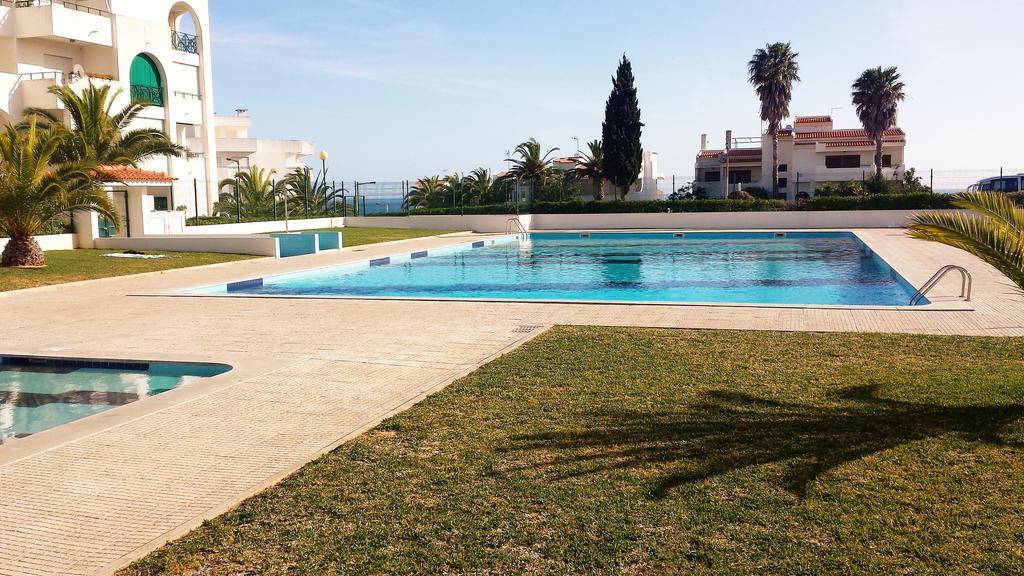 Ns Guesthouse Armação de Pêra Kültér fotó